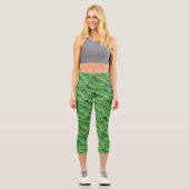 Leafy Green Ferns Nature Pattern Capri Leggings (Vorderseite)