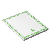 Leafy Green Pattern Moderne Elegante Mit Monogramm Notizblock (angewinkelt)
