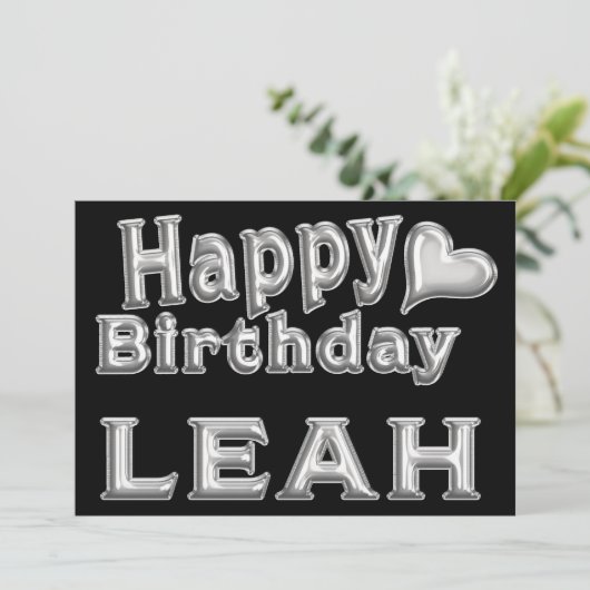 Leah Happy Birthday Karte Grußkarte mit Herz (Stehend Vorderseite)