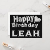 Leah Happy Birthday Karte Grußkarte mit Herz (Vorderseite/Rückseite Beispiel)