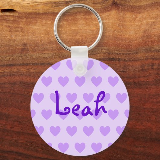 Leah in Lila Schlüsselanhänger (Vorderseite)