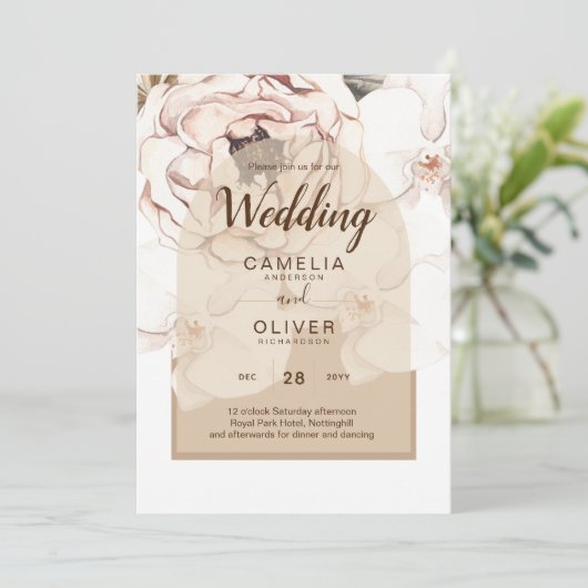 LeahG Blush Pink Champagne Floral Wedding Einladun Einladung (Stehend Vorderseite)