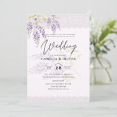 LeahG Lila WISTERIA Lace Floral Wedding INVITE Einladung (Stehend Vorderseite)