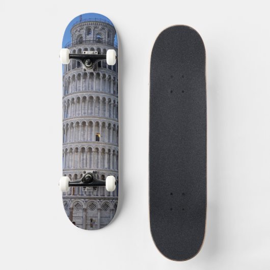 Leaning Tower at Dusk Skateboard (Vorderseite)