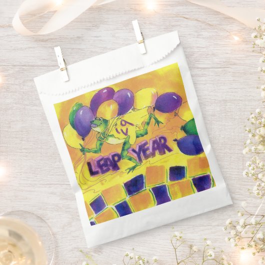 LEAP JAHR GESCHENKTÜTCHEN (Ausgeschnitten)