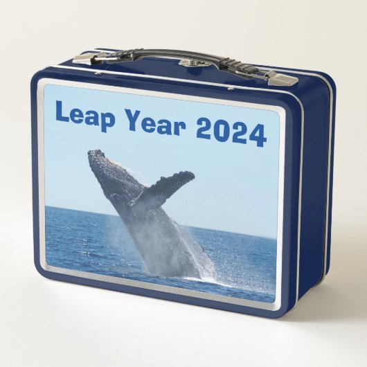 Leap Year 2024 Metall Brotdose (Rückseite)
