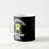 Leap Year Birthday Girl Funny Puff Kaffeetasse (Vorderseite Links)