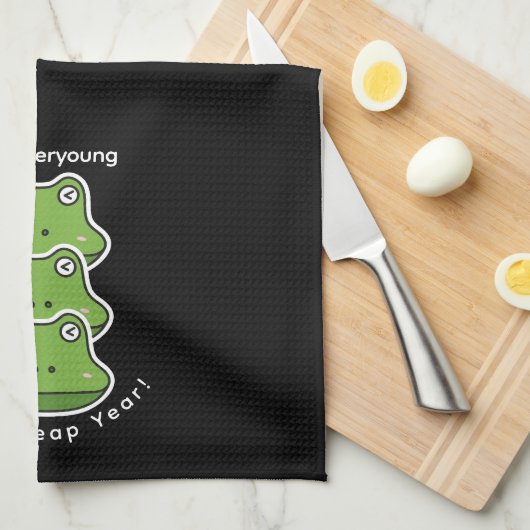 Leap Year Forever Young 3 Frösche Feb 29 Feier Geschirrtuch (Viertel Falte)