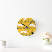 Leaping Bunny Mustard Meadow Pattern Runde Wanduhr (Zuhause)