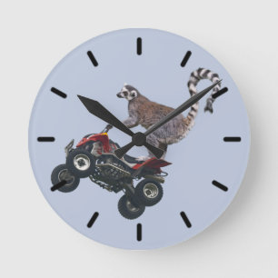 Leaping Lemur Clock 2 Runde Wanduhr