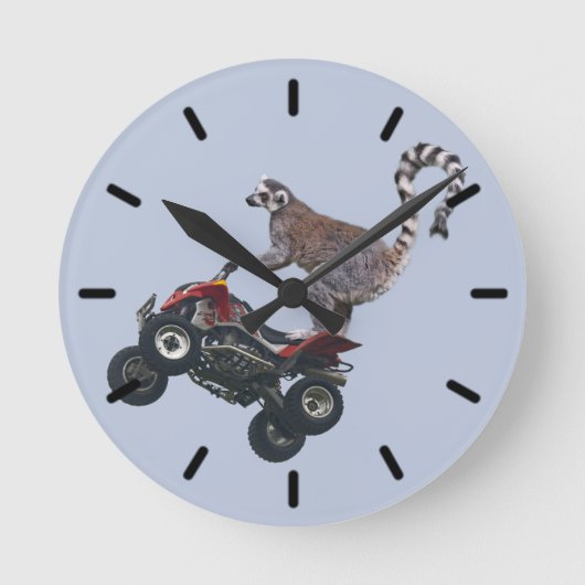 Leaping Lemur Clock 2 Runde Wanduhr (Vorderseite)