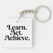 "Learn. Act. Achieve." Schlüsselanhänger (Rückseite)