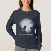 Learn to Fight Alone – Lion Under Moonlight T-Shirt (Vorderseite)