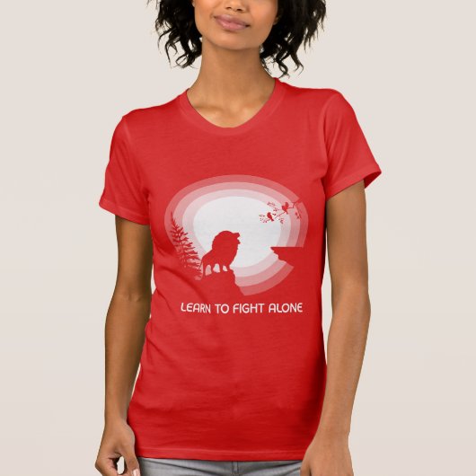 Learn to Fight Alone – Lion Under Moonlight T-Shirt (Vorderseite)