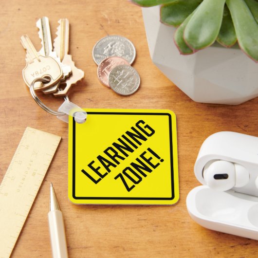 Learning Zone! Quadratischer Schlüsselanhänger aus (Schreibtisch)