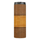 Leather Luxe: Stitched Brown Elegance Thermosbecher (Rückseite)