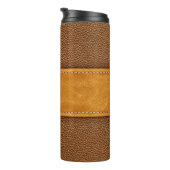 Leather Luxe: Stitched Brown Elegance Thermosbecher (Nach rechts gedreht)