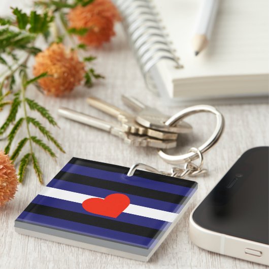 LEATHER PRIDE STRIPED HERZ HORIZONTAL - 2014 PRID SCHLÜSSELANHÄNGER (Vorderseite rechts)
