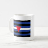 Leather Que Stolperflagge Kaffeetasse (Vorderseite Links)