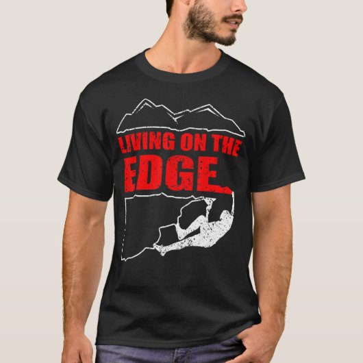 Leben am Rande des Kletterbergs T-Shirt (Vorderseite)