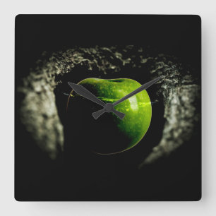 Leben auf dem Apfel Quadratische Wanduhr
