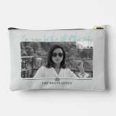 Leben des Party - Der weiße Lotus Zubehörtasche (Rückseite)