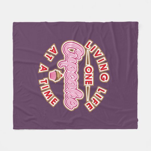 Leben ein Kuchen auf einmal Neuheit Fleecedecke (Vorderseite (Horizontal))