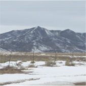 Leben in der Nähe der Berge Aufkleber (Vorderseite)