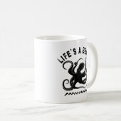 Leben ist ein Strand - Funny Summer Quote Design Kaffeetasse (VorderseiteRechts)