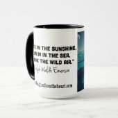 Leben Sie im Sonnenschein-Emerson-Zitat Tasse (Vorderseite Links)
