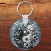 Leben und Tod, Halloween YinYang Skeleton Schlüsselanhänger (Vorderseite)