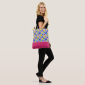Lebendige Blaue Gelbe Rote Violette Blumen Farbblo Tasche (Am Model)