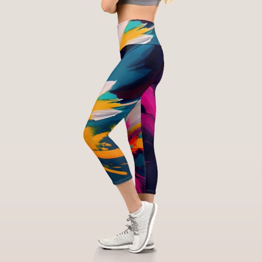 Lebendige Blüte – Explosive abstrakte Blumenenergi Capri Leggings (Links)