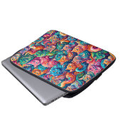 Lebendige Katzen-Traumlandschaft – Psychedelischer Laptopschutzhülle (Vorne Knopf)