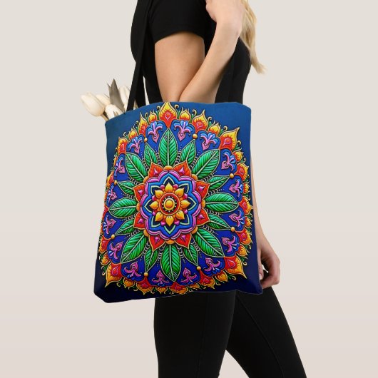 Lebendige Mandala-Kunst Tasche (Von Nahem)