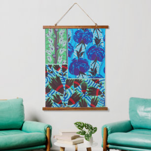 Lebendige maximalistische blaue und grüne Blumenku Wandteppich Mit Holzrahmen