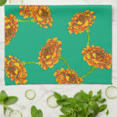 Lebendige orangefarbene Ringelblumen auf strahlend Geschirrtuch (Gefaltet)