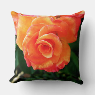 Lebendige Orangefarbene Rosenfotografie Kissen