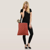 Lebendige rote Fischernetze Diagonales Muster Tasche (Am Model)