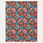 Lebendige William Morris Timeless Floral Elegance Fleecedecke (Vorderseite)