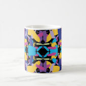 Lebendiger Burst: Random-Farbabstürze Kaffeetasse (Mittel)