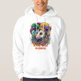 Lebendiger Mardi-Gras-Opossum mit Narrenmaske und  Hoodie