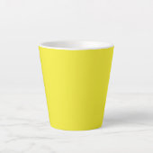 Lebendiger massiver gelber Hintergrund Milchtasse (Vorderseite)