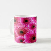 Lebendiger rosa Gerbera-Daisy-Muster-Becher | Kühn Kaffeetasse (Vorderseite Links)