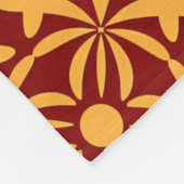 Lebendiges Blumenmuster: Gelbe Formen auf rotem Hi Fleecedecke (Ecke)