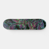 Lebendiges Coleus-Blattmuster. Skateboard (Horizontal)