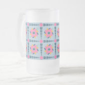 Lebendiges geometrisches Fliesendesign Mattglas Bierglas (Vorderseite Links)