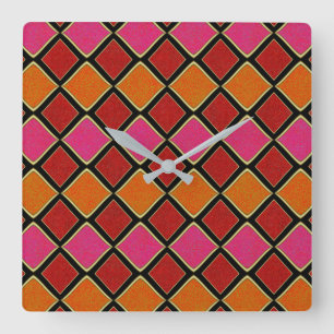 Lebendiges Harlekin-Diamantmuster in Rot, Orange, Quadratische Wanduhr