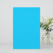 Lebendiges Himmelblau einfarbig Briefpapier (Stehend Vorderseite)