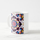 Lebendiges Kaleidoskop-Mandala-Muster Kaffeetasse (Vorderseite Links)